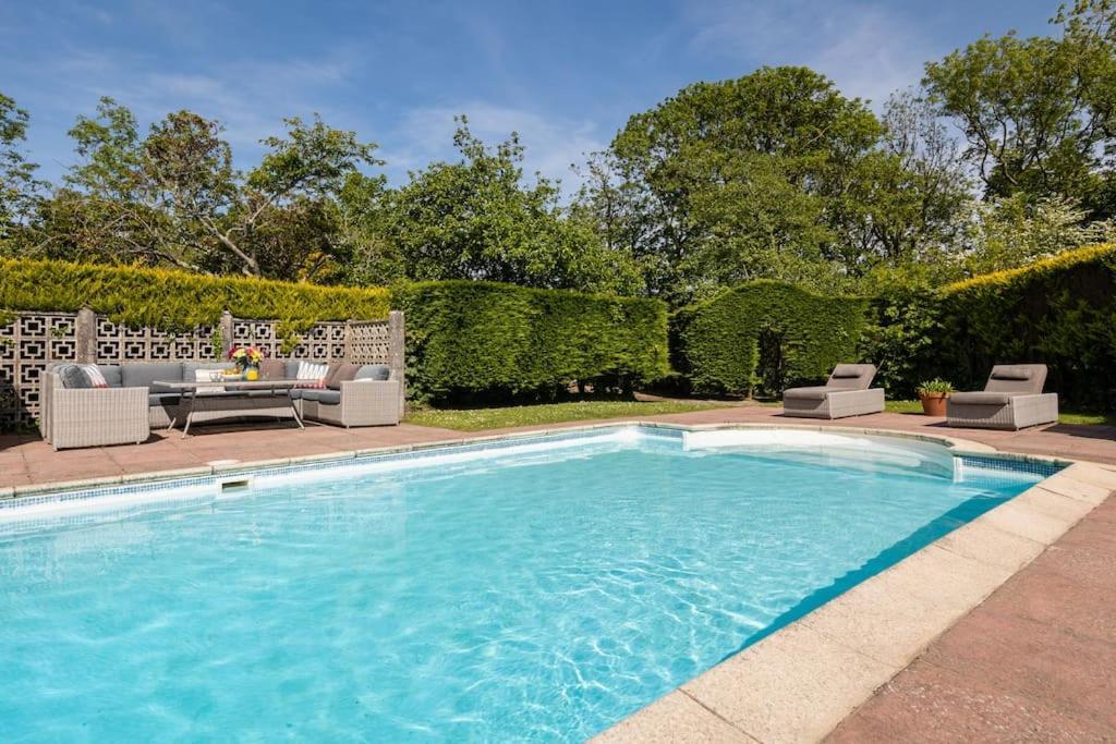 Willa Plas Newydd With Swimming Pool, Fire Pit, And Log Fires Rhiw Zewnętrze zdjęcie