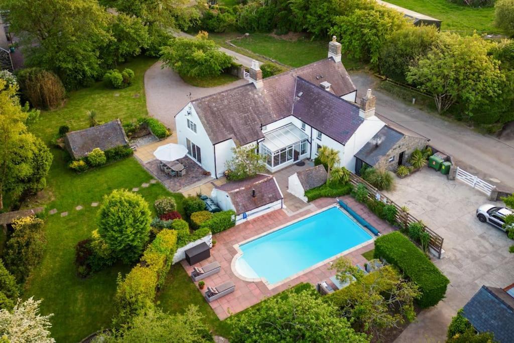 Willa Plas Newydd With Swimming Pool, Fire Pit, And Log Fires Rhiw Zewnętrze zdjęcie